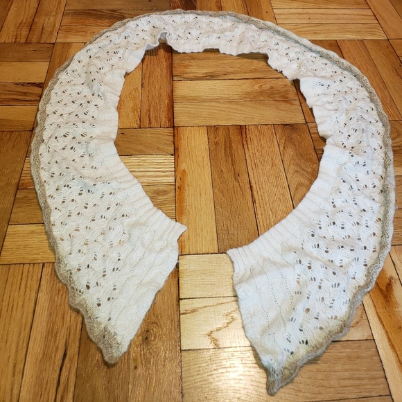 Ralph Lauren Scarf - Picture 1 of 3